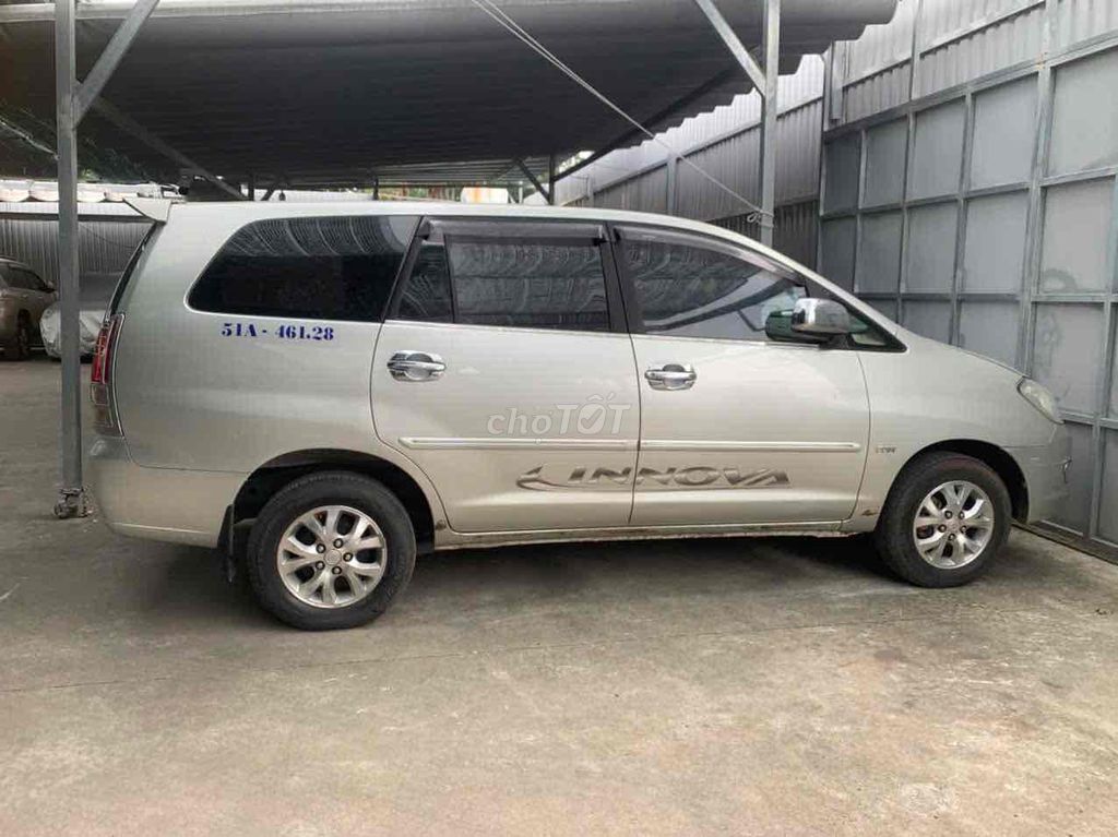 Toyota Innova 2006 G - 220000 km màu bạc bstp