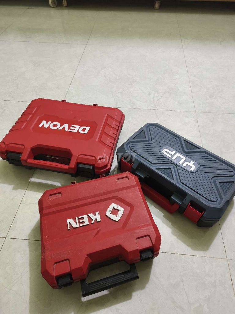 Thùng đựng đồ Devon nhựa Đỏ. Mua bán Nội thất, đồ gia dụng khác tại Huyện Long Điền Bà Rịa - Vũng Tàu được đăng bởi cuộc sống cô đơn hình 1