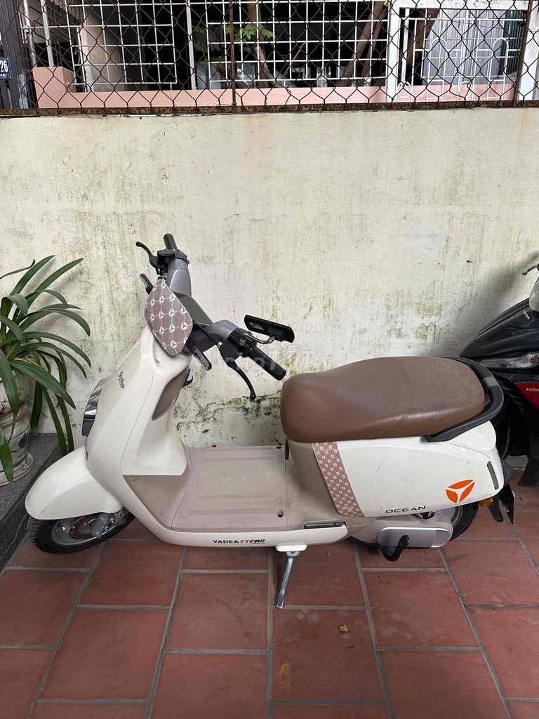 Chính chủ cần bán xe máy điện Yadea có giấy tờ. Mua bán Xe điện tại Thành phố Thanh Hóa Thanh Hóa được đăng bởi Bánh Mì Bơ Sữa hình 4