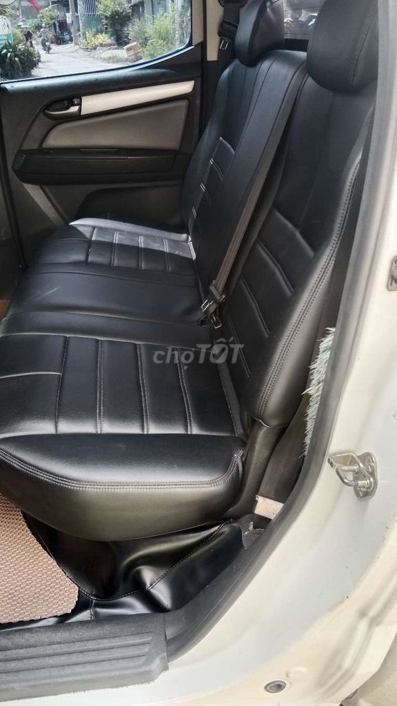 2017 2.5 MT 1 cầu số sàn màu trắng đi 119000 km. Mua bán Ô tô tại Huyện Hóc Môn Tp Hồ Chí Minh được đăng bởi Evitlang hình 7