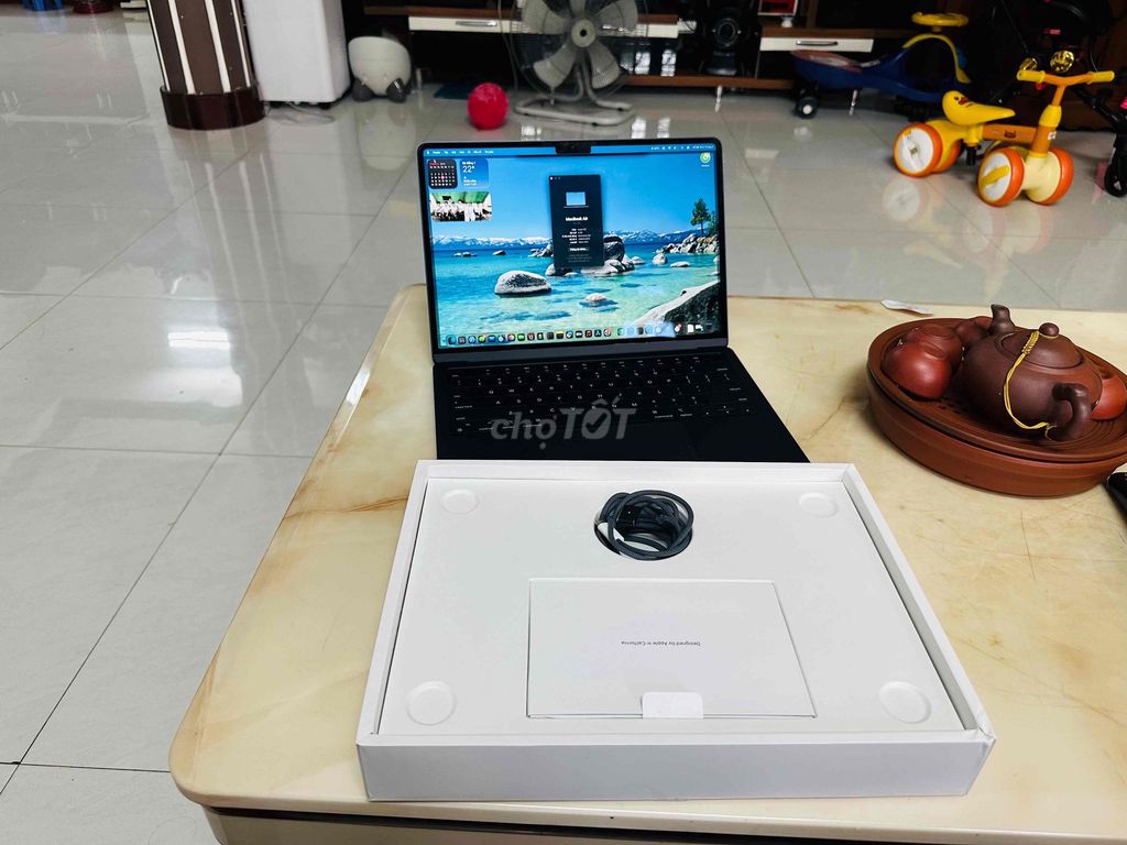 Macbook Air M2. Mua bán Laptop tại Quận Thanh Khê Đà Nẵng được đăng bởi Kiệt hình 1