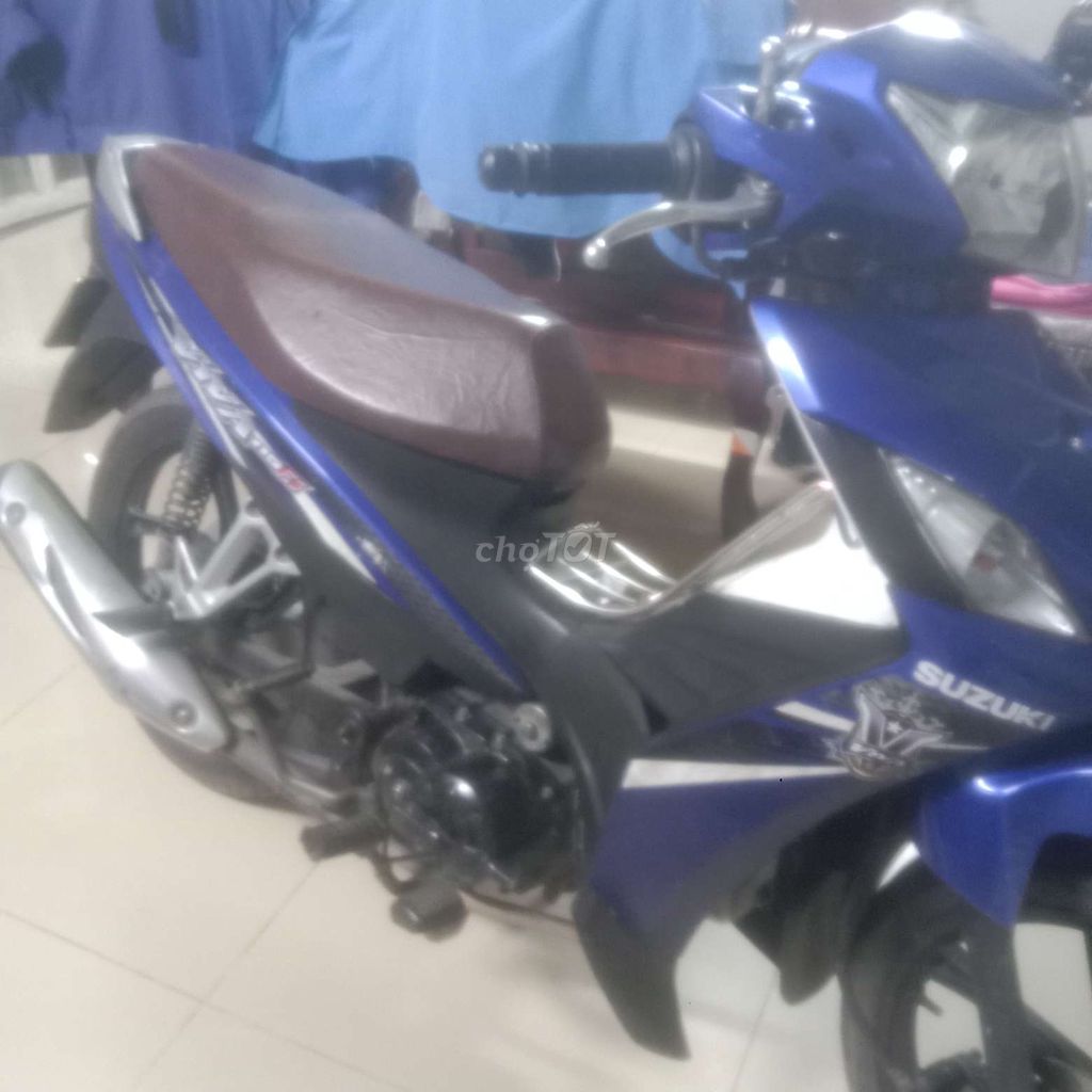 Suzuki Viva FI 2015 сине-белый 27 972 км