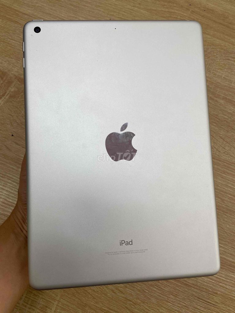 Cần bán Apple iPad Gen 6 32GB Bạc. Mua bán Máy tính bảng tại Thành phố Trà Vinh Trà Vinh được đăng bởi Dung hình 1