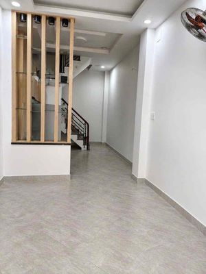 Nhà phố 30 m² · 3 PN · Đường Trần Văn Ðang