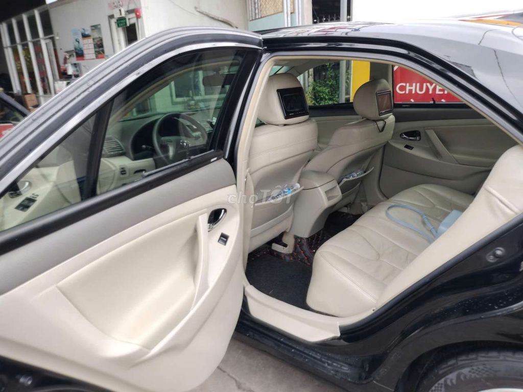 Toyota Camry 2.4G 2006 xe gia đình. Mua bán Ô tô tại Thị xã Bến Cát Bình Dương được đăng bởi Đổ thị ngọc Diễm hình 4