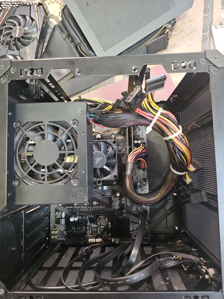 Máy tính để bàn Athlon 200GE 12GB. Mua bán Máy tính để bàn tại Quận 4 Tp Hồ Chí Minh được đăng bởi Thành Lập hình 1