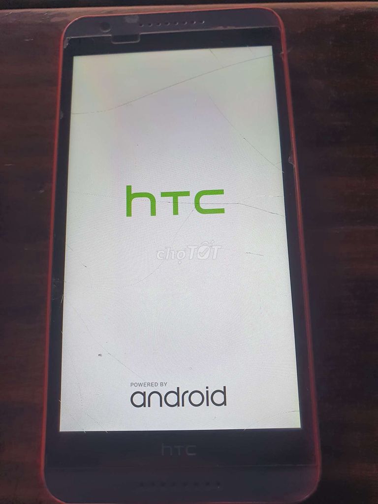 HTC Desire 820 2 sim còn lên màn hình