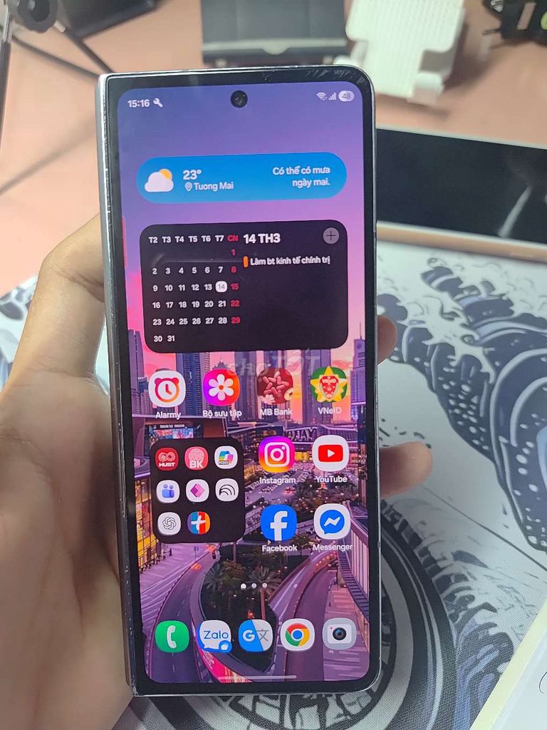 Samsung Galaxy Z Fold4 256GB Xám. Mua bán Điện thoại tại Quận Hoàng Mai Hà Nội được đăng bởi Lê Khả Chí Bách hình 1