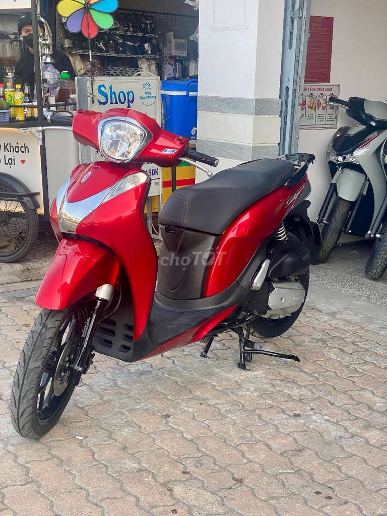 SH MODE Đời 2013 Đỏ SPORTY Máy Zin. Mua bán Xe máy tại Quận Ninh Kiều Cần Thơ được đăng bởi Xe Máy TÂN LIÊN HƯNG 1 91B hình 2