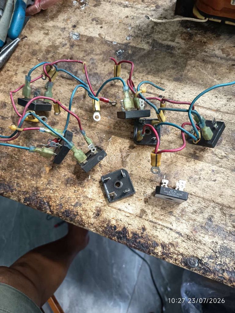 Diode cầu đã qua sử dụng. Mua bán Tivi, Âm thanh tại Quận Tân Phú Tp Hồ Chí Minh được đăng bởi Phuc Ngo hình 1