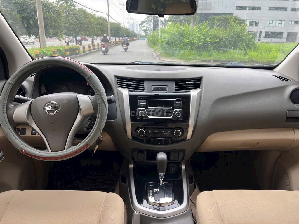 Nissan Navara 2016 Tự động Nâu. Mua bán Ô tô tại Huyện Vĩnh Linh Quảng Trị được đăng bởi Trung Phan hình 9