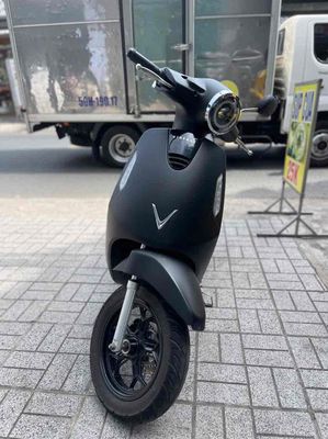 Xe máy điện VinFast Evo 200 Đen