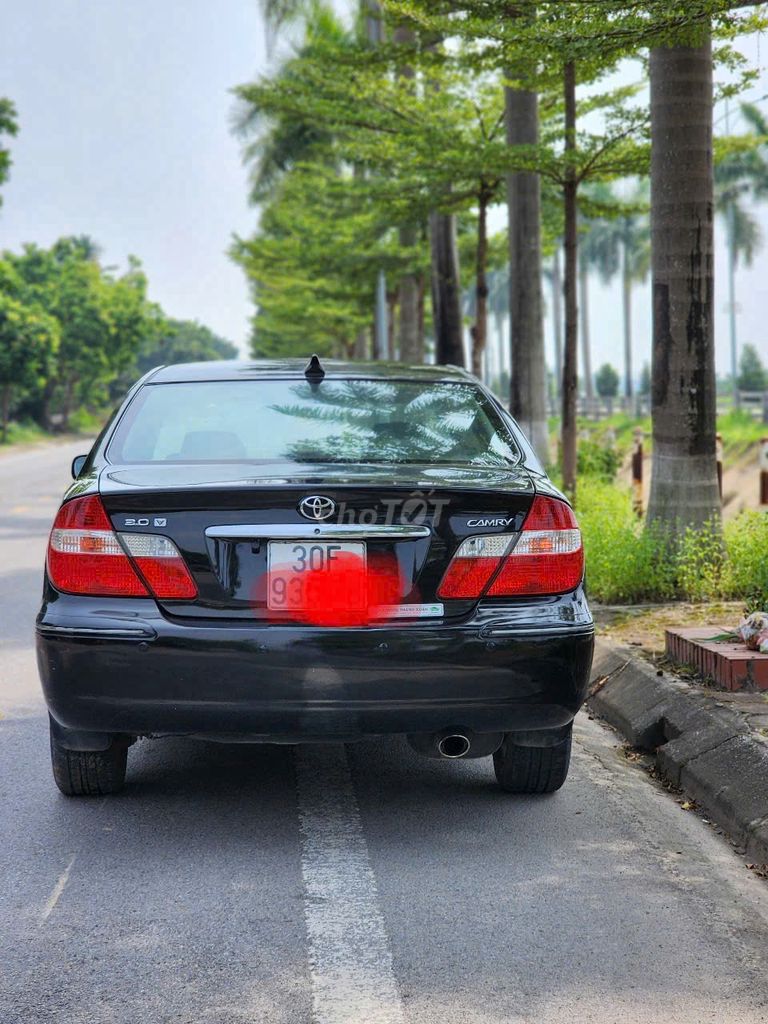 Toyota Camry 3.0 V6 2003 автомат черный в отличном состоянии