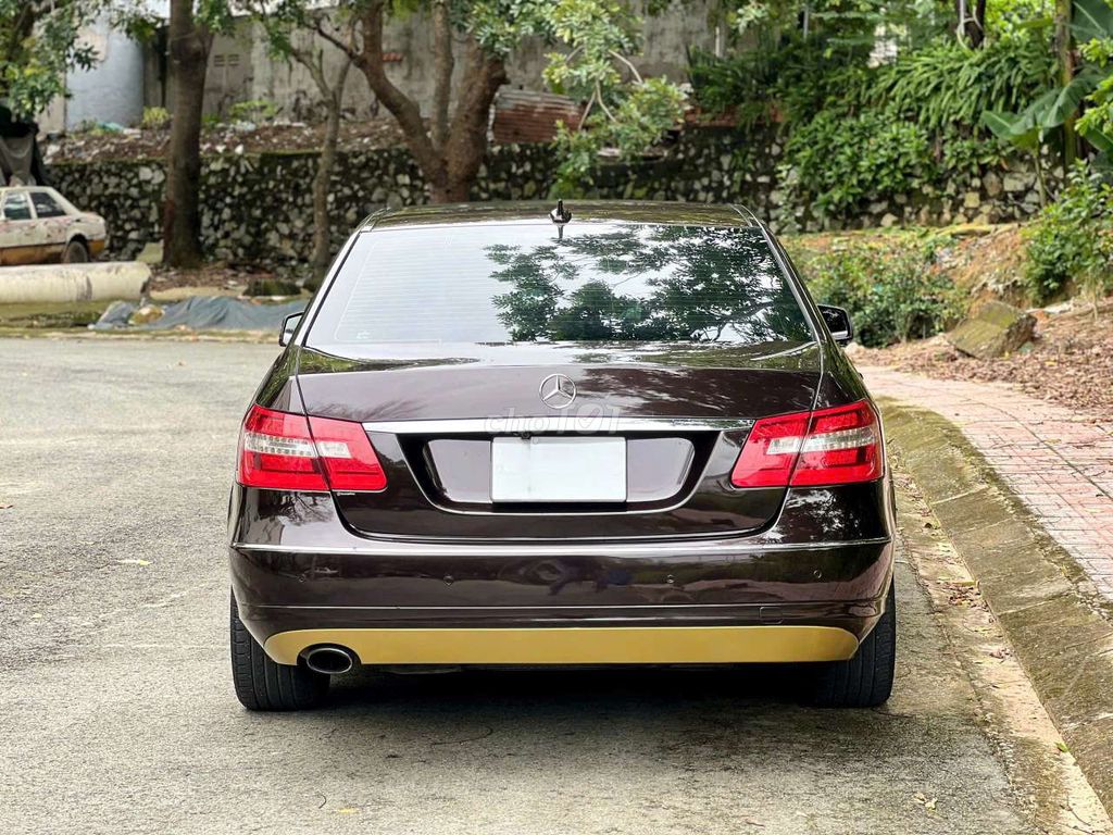 Hàng tốt - Mercedes Benz 2010 E250 AMG. Mua bán Ô tô tại Thành phố Thuận An Bình Dương được đăng bởi Xe zin hình 6