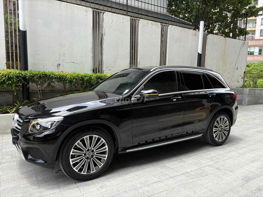 Mercedes Benz GLC 250 4Matic 2019 Черный 79.000 км