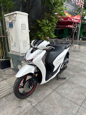 Honda SH 150i ABS 2020 Sporty Trắng. Mua bán Xe máy tại Quận Bình Thạnh Tp Hồ Chí Minh được đăng bởi VÕ MINH HẬU