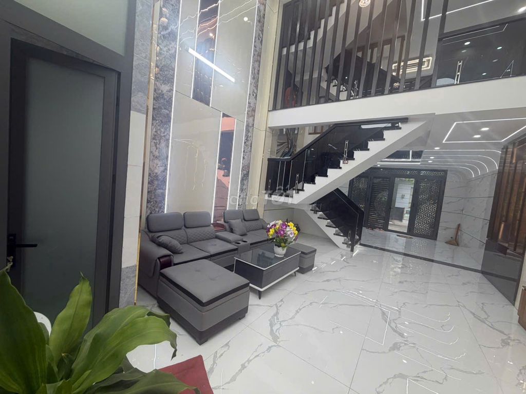 Ô TÔ -70m, 4 tầng, mặt tiền 5.3m,Nhà mới, nội thất đẹp,Bình Hưng Hòa B