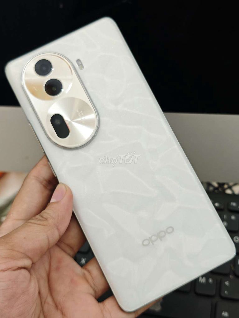 Oppo Reno 11 5G vân đá thanh lý giá rẻ. Mua bán Điện thoại tại Quận Hải Châu Đà Nẵng được đăng bởi Nguyễn Hưng hình 1