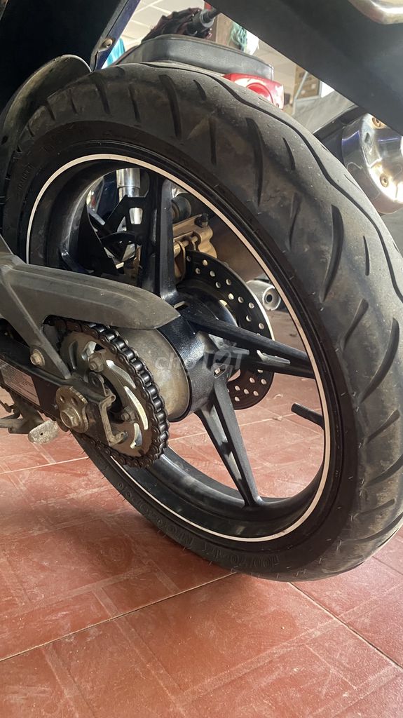 Xe Côn Yamaha exciter 2013 xanh dương. Mua bán Xe máy tại Huyện Đắk Mil Đắk Nông được đăng bởi Nguyễn Minh Đức hình 3