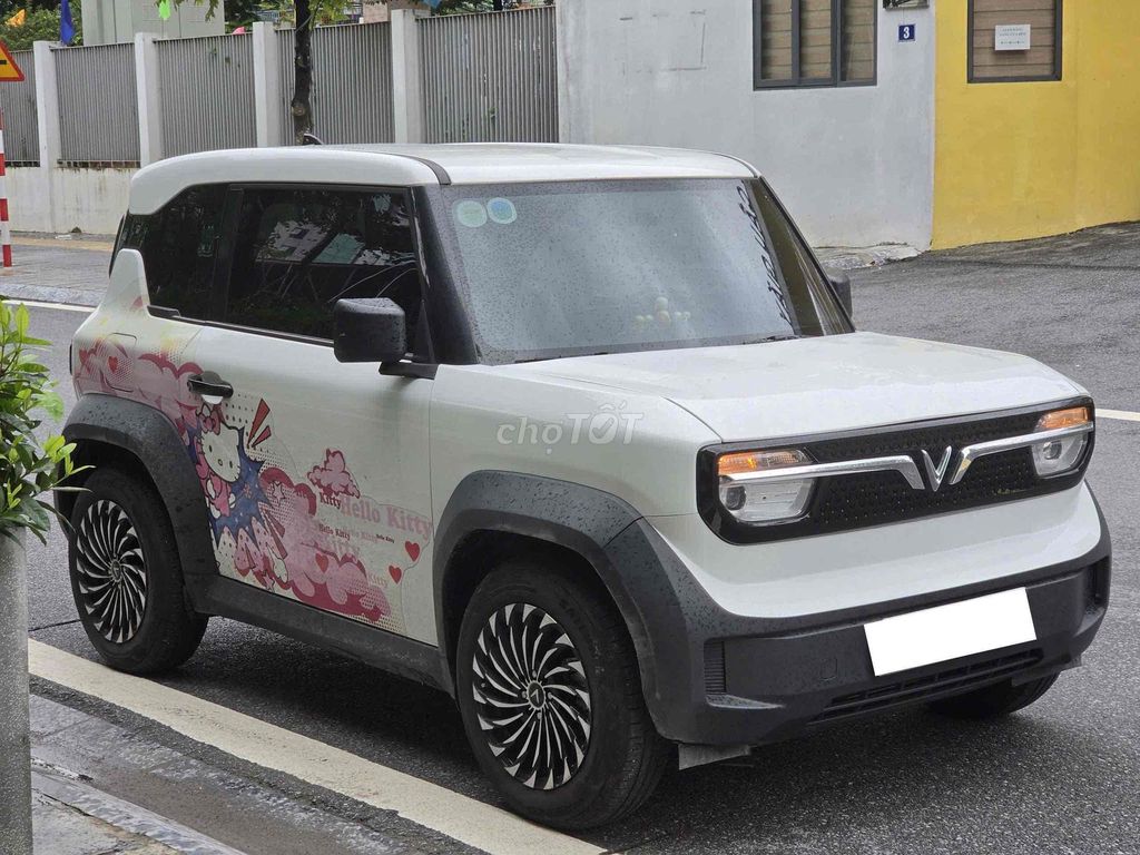 VinFast VF3 2024 Белый 13 000 км с купленной батареей