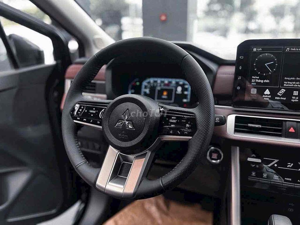 Xpander Cross Chỉ với 180tr sở hữu/9tr/tháng. Mua bán Ô tô tại Quận 1 Tp Hồ Chí Minh được đăng bởi Nhi Mitsubishi Q1 hình 4