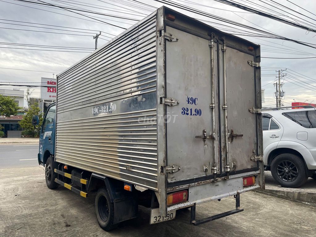 Kia K3000s 2012 thùng kín chất rin mộc. Mua bán Xe tải, xe ben tại Huyện Tân Phú Đồng Nai được đăng bởi Salon AUTO THÀNH TRUNG Đồng Nai hình 5