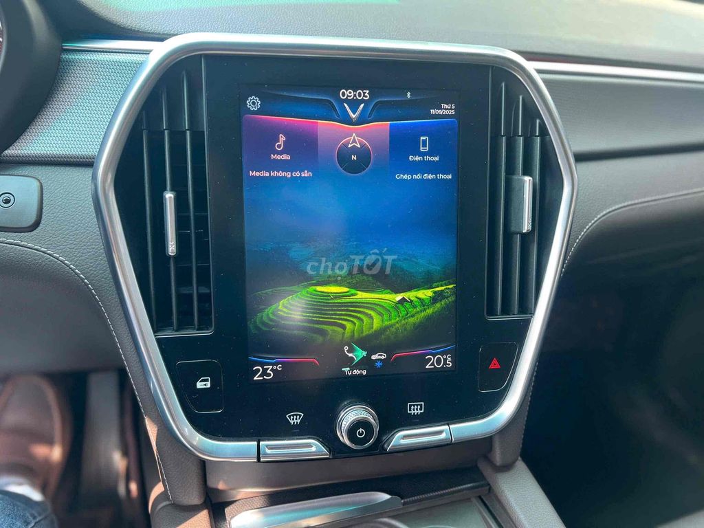 VinFast Lux SA2.0 base 2022 - 38000 km. Mua bán Ô tô tại Thành phố Thủ Đức Tp Hồ Chí Minh được đăng bởi Hoàng Thái hình 9