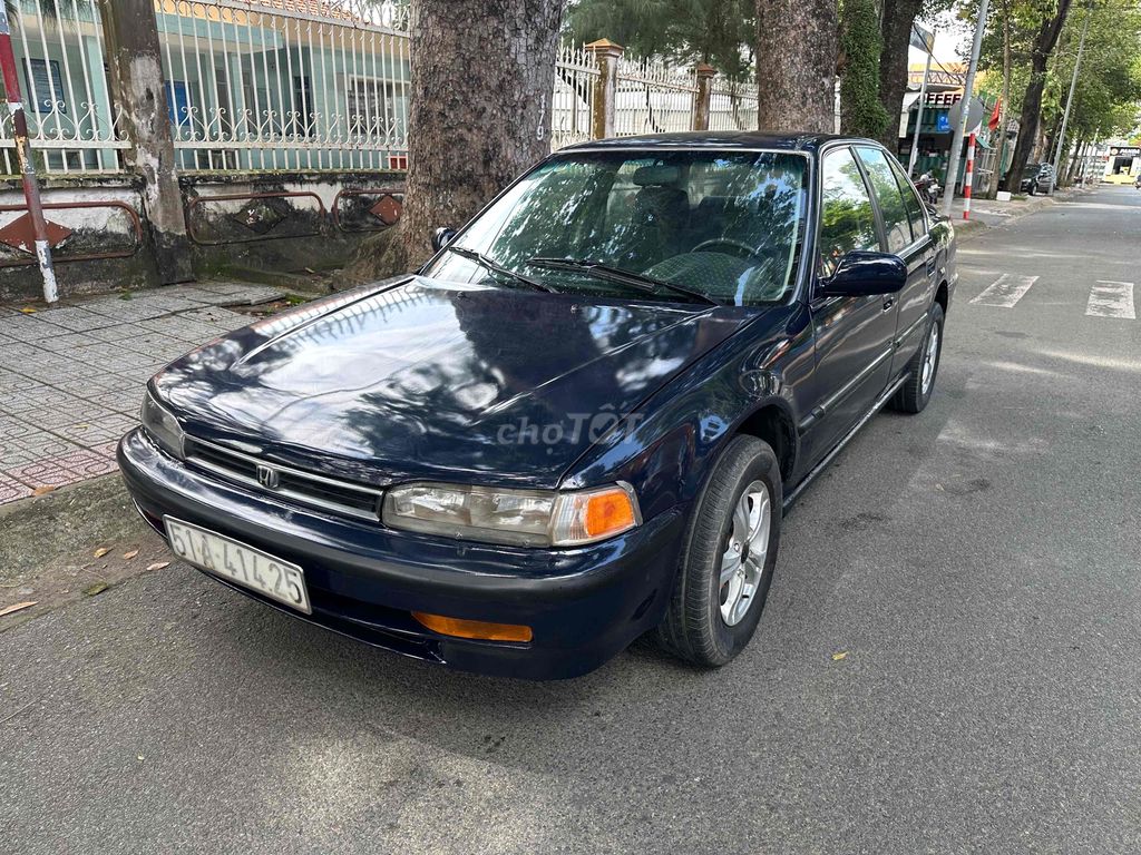 Honda Accord 1992 2.0 MT - Chính Chủ Ký. Mua bán Ô tô tại Thành phố Thủ Dầu Một Bình Dương được đăng bởi Ô TÔ CŨ BÌNH DƯƠNG hình 4