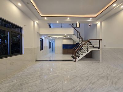 🔥CĂN GÓC 2 tầng VIP sát CHỢ PHONG NAM