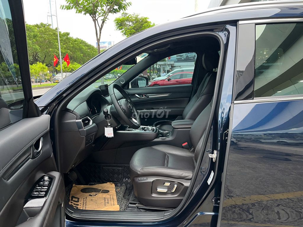 Mazda CX 8 2023 Luxury - 16000 km -  1 chủ từ đầu. Mua bán Ô tô tại Thành phố Thủ Đức Tp Hồ Chí Minh được đăng bởi THẢO ĐIỀN USED CARS hình 3
