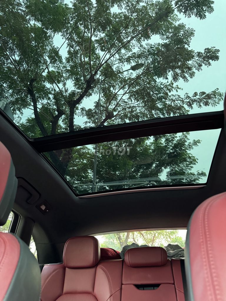 Porsche Macan 2023  - 27500 km. Mua bán Ô tô tại Quận 7 Tp Hồ Chí Minh được đăng bởi Nguyen Huynh hình 5