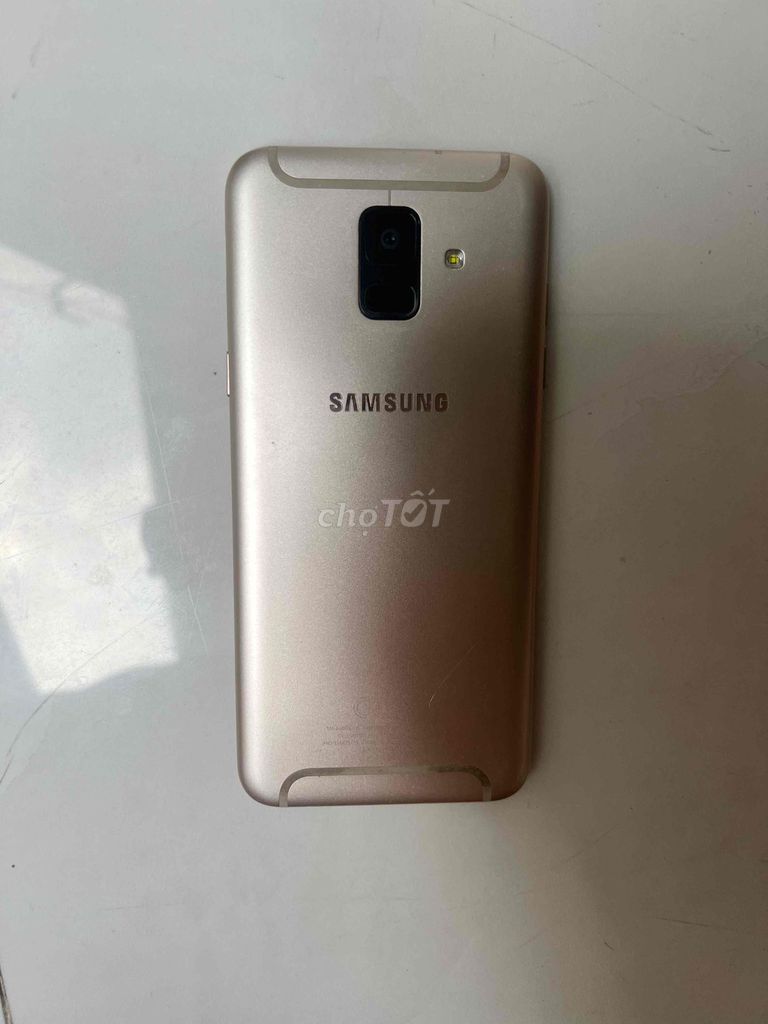Samsung Galaxy A6 32GB Vàng đồng. Mua bán Điện thoại tại Thành phố Biên Hòa Đồng Nai được đăng bởi Xuân Huỳnh hình 1