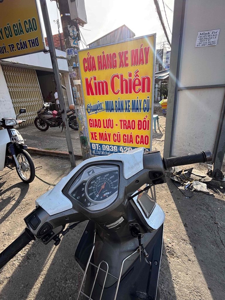 Wave RSX. Mua bán Xe máy tại Quận Bình Thuỷ Cần Thơ được đăng bởi Kim Chiến hình 4