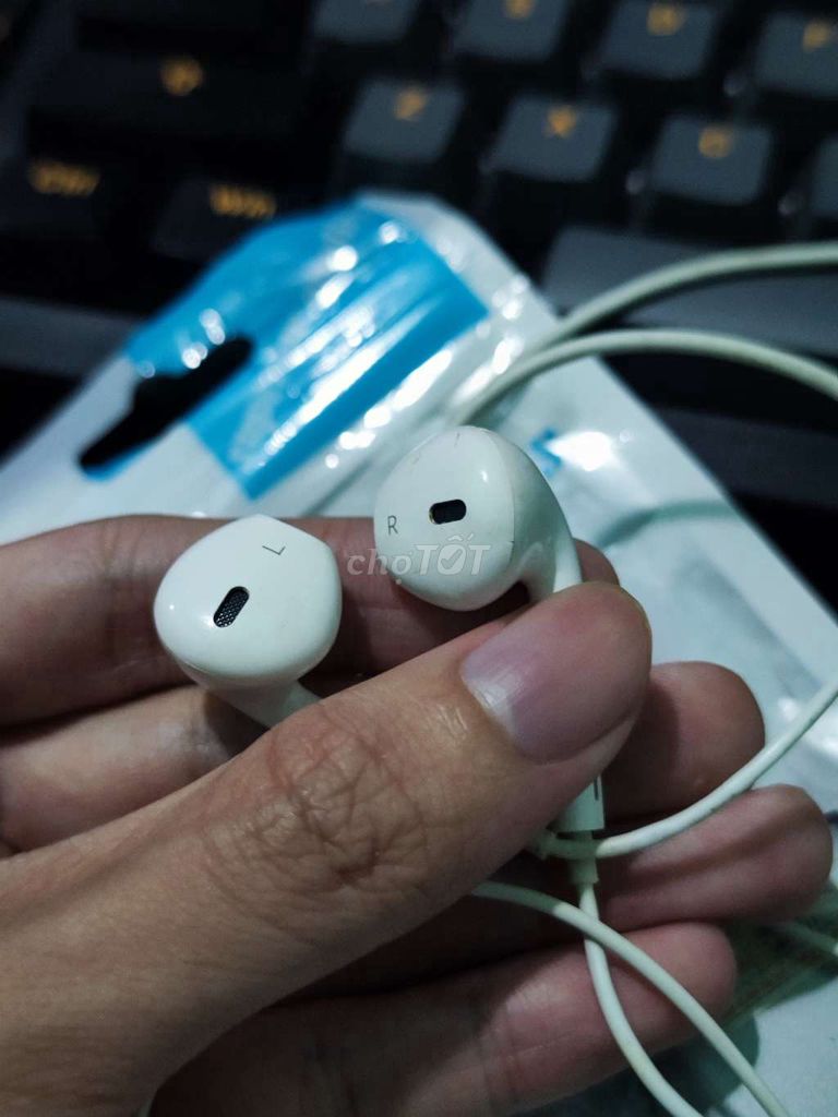 Cần bán bộ tai nghe IP zin + jack chuyển