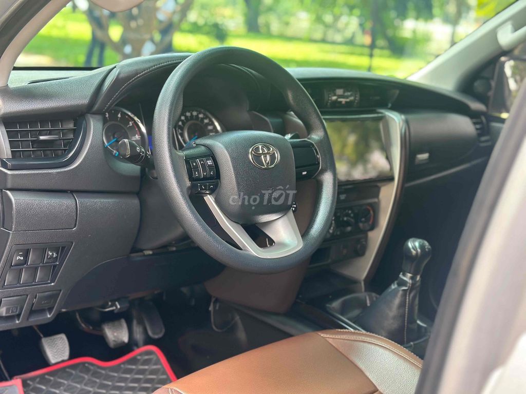 Toyota Fortuner 2018 2.4G 4x2 Full lịch sử xe đep. Mua bán Ô tô tại Quận 7 Tp Hồ Chí Minh được đăng bởi Gia Nhi Phúc Khang Auto  hình 6