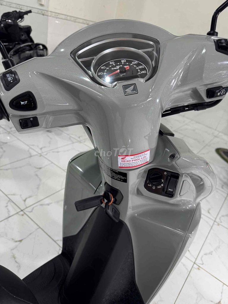 ✅VISION 2025 ( Bánh Lớn ) ĐẸP ZIN SIÊU MỚI 👍. Mua bán Xe máy tại Thành phố Long Xuyên An Giang được đăng bởi Cầm Đồ Bình Tâm  hình 9