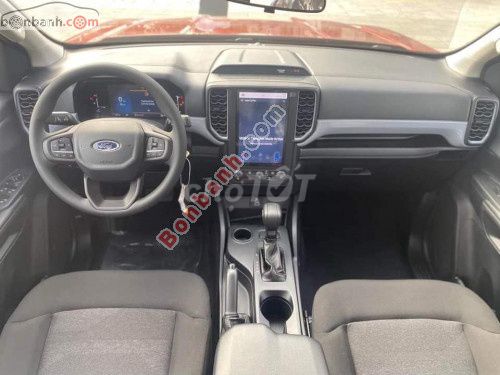 Ford Ranger XLS 2.0L 4x2 AT 2025. Mua bán Ô tô tại Quận Hà Đông Hà Nội được đăng bởi Nguyễn Đúc Thà hình 5