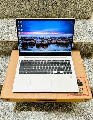 Samsung 550X trắng sáng i7/16/256. Mua bán Laptop tại Quận Ngô Quyền Hải Phòng được đăng bởi Mạnh Cường