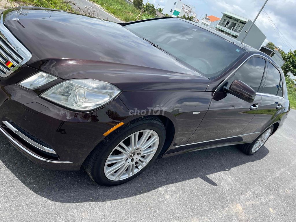 Mercedes Benz E Class 2010 E300 - 123456 km. Mua bán Ô tô tại Quận Ninh Kiều Cần Thơ được đăng bởi Minh Hải Đăng hình 12