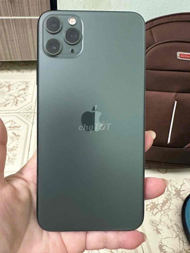Apple iPhone 11 Pro Max 64GB Xám 84%. Mua bán Điện thoại tại Thành phố Thủ Đức Tp Hồ Chí Minh được đăng bởi Trí  Trường  hình 1