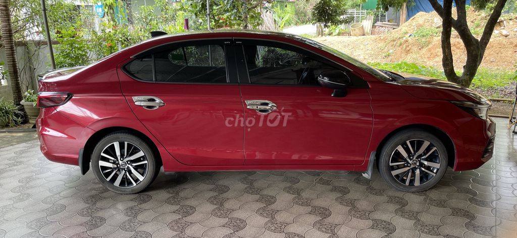 Honda City 2022 RS - 28000 km. Mua bán Ô tô tại Huyện Anh Sơn Nghệ An được đăng bởi Dinh Thanh hình 3