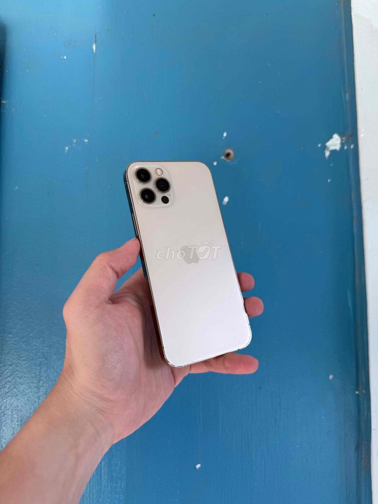 Apple iPhone 12 Pro 128GB Vàng Đã qua sử dụng. Mua bán Điện thoại tại Thị xã An Nhơn Bình Định được đăng bởi Nhật Hạ hình 1