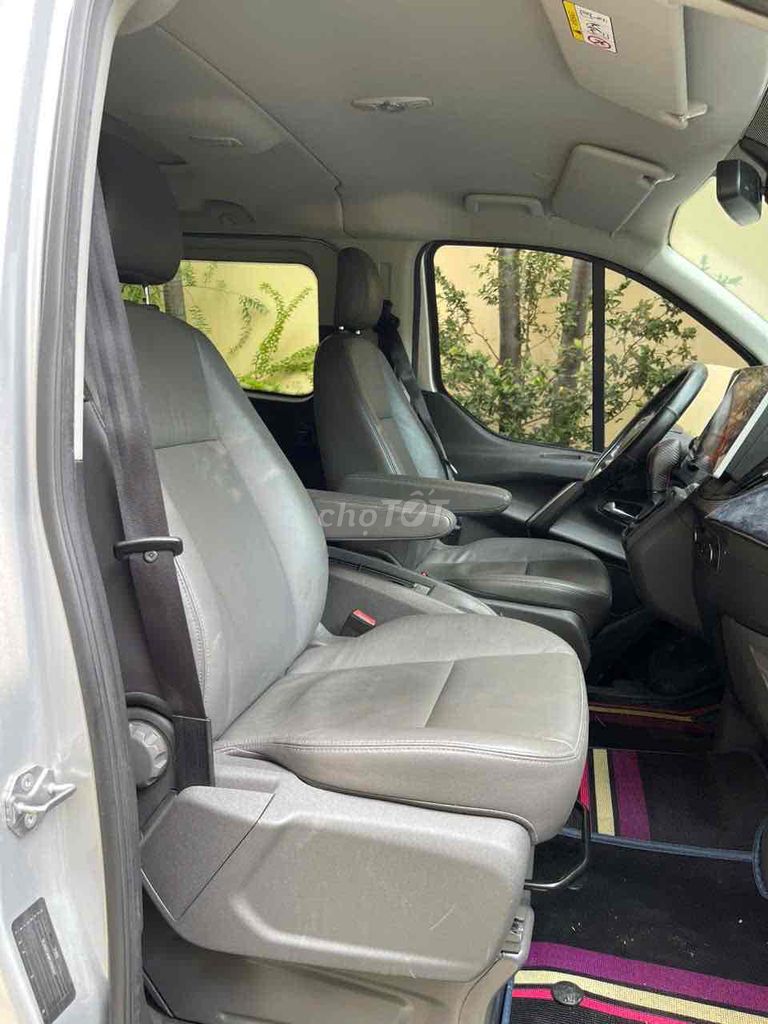 Tourneo Titanium Xe Đẹp Chuẩn Bán Tại Hãng Ford. Mua bán Ô tô tại Quận Tân Bình Tp Hồ Chí Minh được đăng bởi FORD PHỔ QUANG XE CŨ hình 4