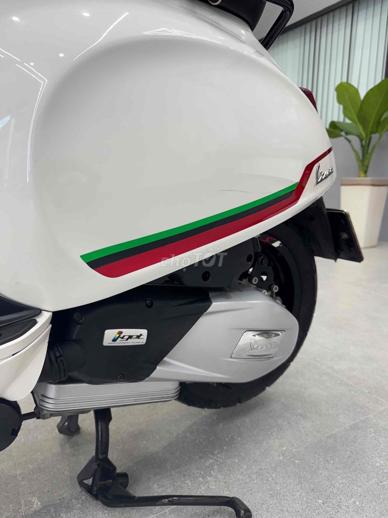 VespaSprint 125Abs 2021 Trắng rin đẹp chuẩn lướt. Mua bán Xe máy tại Quận Cái Răng Cần Thơ được đăng bởi Cửa Hàng Xe Máy Quang Sang hình 7