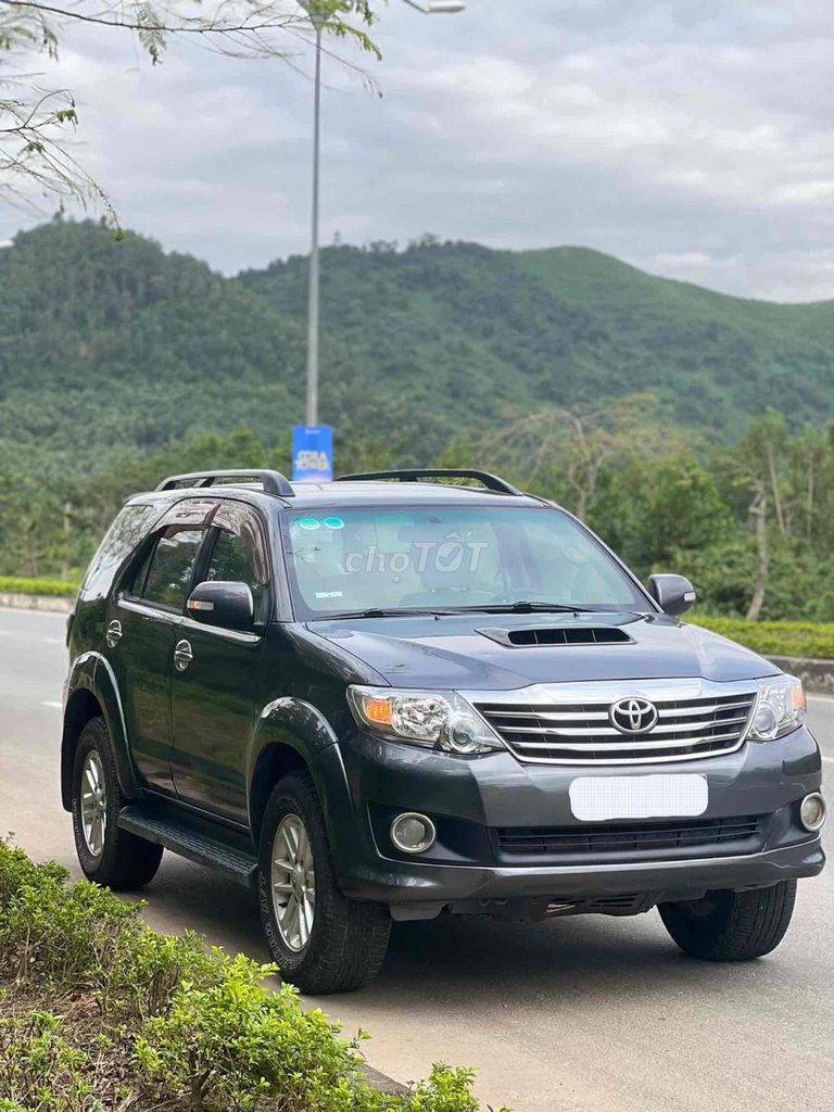 Toyota Fortuner 2013 2.5G - 260000 km. Mua bán Ô tô tại Quận Liên Chiểu Đà Nẵng được đăng bởi Nguyễn Khắc Vũ hình 1