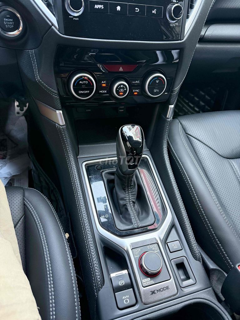 Subaru Forester 2023 photo 3