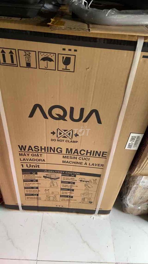 Máy giặt Aqua 7.2kg cửa trên