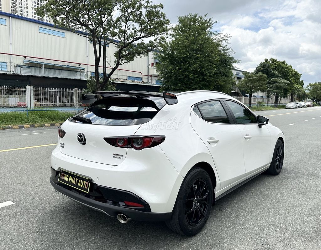 Мазда 3 Sport 2022 1,5 л, полная новая, 2 тысячи