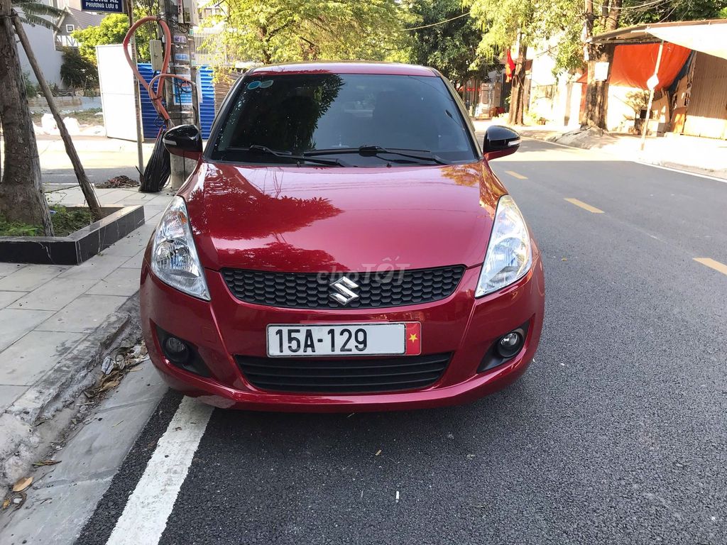 Suzuki Swift 2014: 1.4 AT Chính Chủ. Mua bán Ô tô tại Quận Hải An Hải Phòng được đăng bởi Đức Vinh hình 2