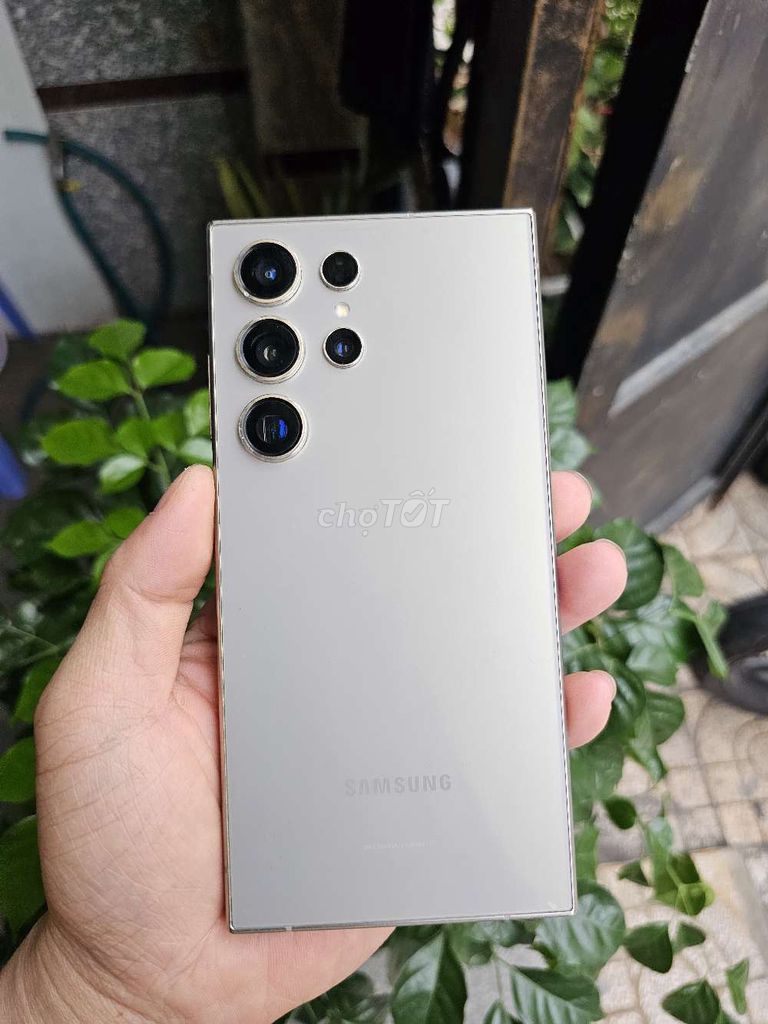 Samsung S24 Ultra 5G 12/256G XÁM ZIN V/N XÀI NGON. Mua bán Điện thoại tại Quận Tân Phú Tp Hồ Chí Minh được đăng bởi Ngô Minh Mobile  hình 1